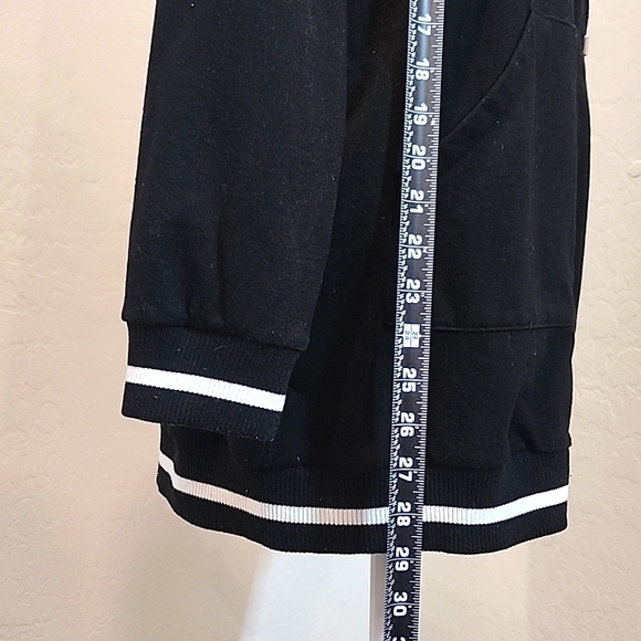 FOREVER 21 WOMEN'S BLACK & WHITE ZIPPERED HOODIE SZ M - Picture 5 of 7